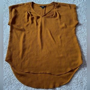 Simply Vera Wang Rust/Mustard Women's Top.